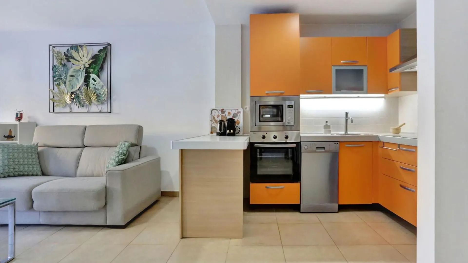 Best Mocan, Terrace Garden, Garage, Pool, Fiber Palm-mar Spain