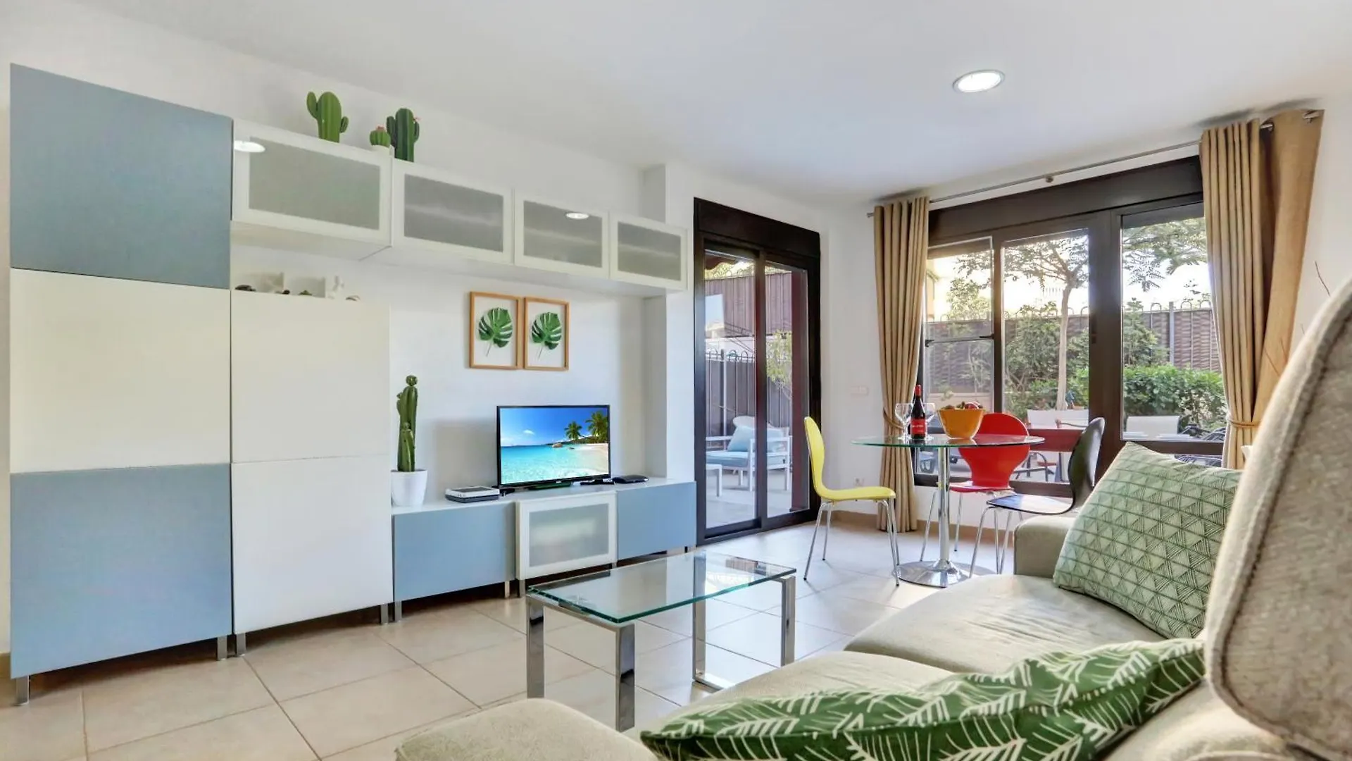 Apartment Best Mocan, Terrace Garden, Garage, Pool, Fiber Palm-mar